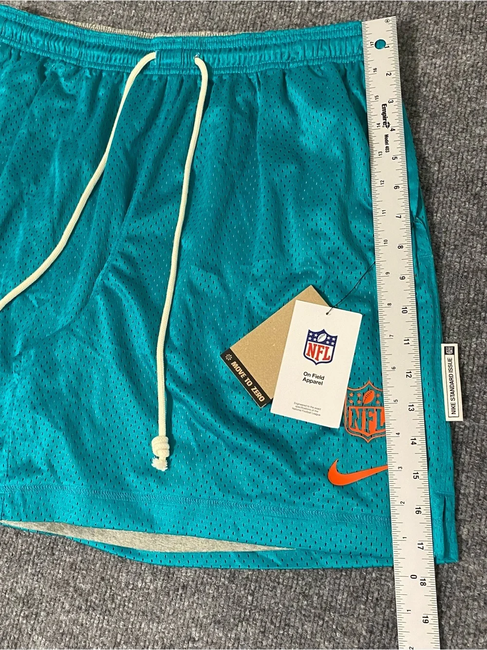 Nike Miami Dolphins Standard Issue Reversible Men’s Large Shorts NWT